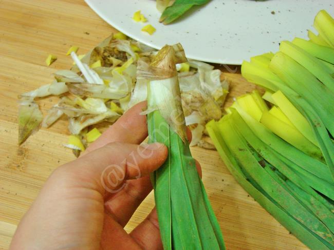 Yumurtalı Çiriş Otu Kavurması - Yapılışı (2/12) 