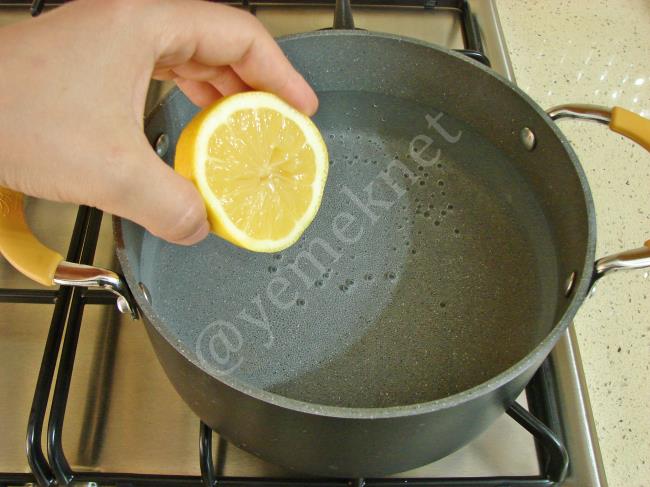 Zeytinyağlı Enginar Salatası - Yapılışı (2/12) 