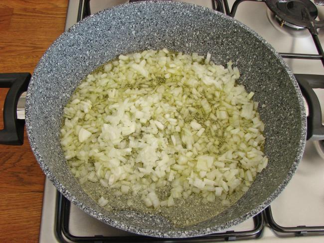 Bezelyeli Enginar Yemeği - Yapılışı (3/12) 