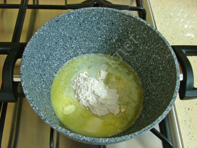 Kuru Domates Çorbası - Yapılışı (5/12) 