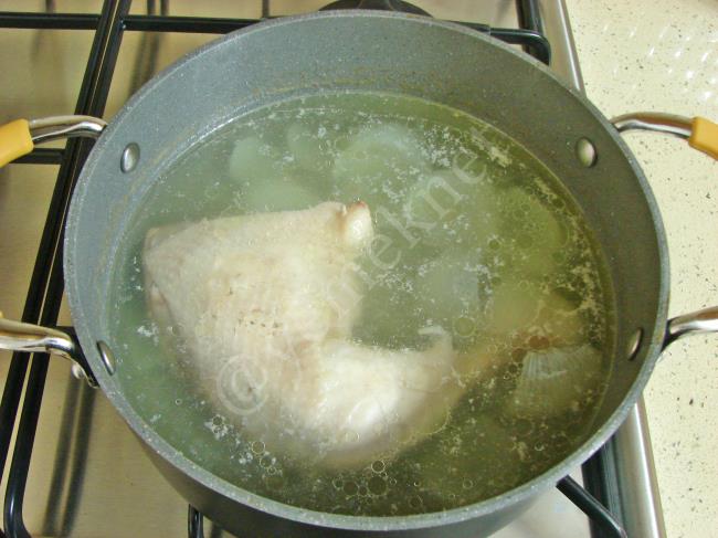 Tavuk Suyuna Çorba - Yapılışı (3/16) 