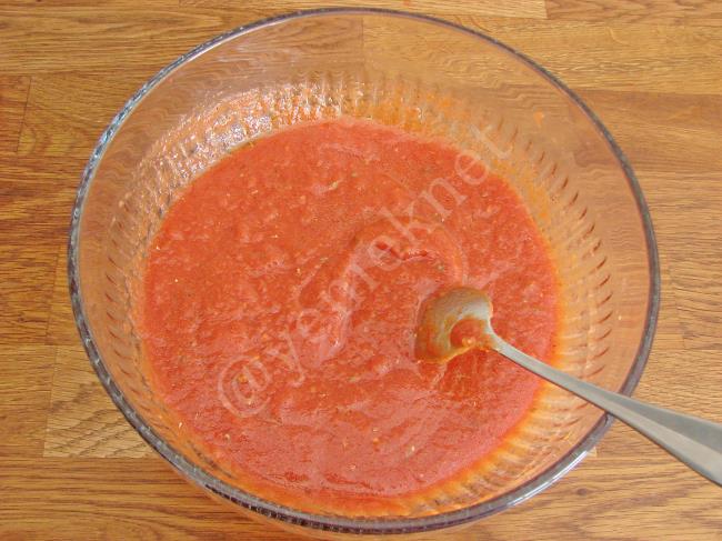 Kolay Pizza - Yapılışı (9/16) 