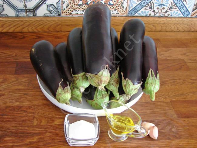 Közlenmiş Patlıcan Konservesi - Yapılışı (1/16) 