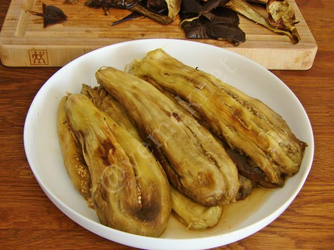 Közlenmiş Patlıcan Konservesi - Yapılışı (7/16) 