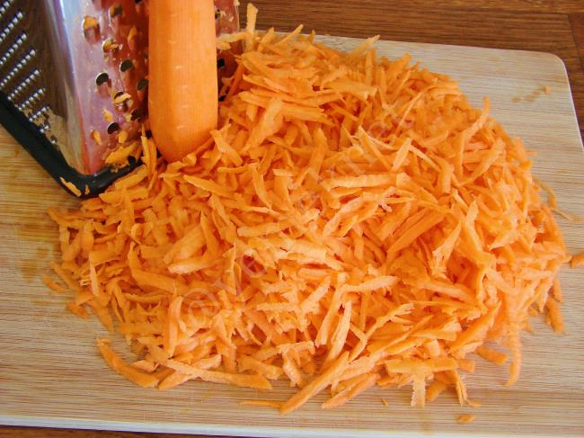 Yoğurtlu Havuç Salatası - Yapılışı (2/12) 