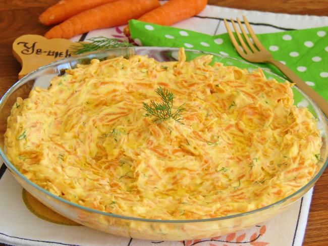 Yoğurtlu Havuç Salatası - Yapılışı (9/12) 