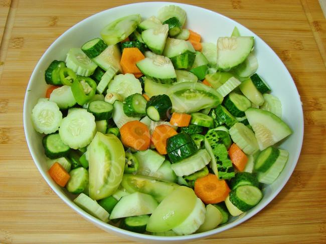 Karışık Turşu - Yapılışı (4/12) 