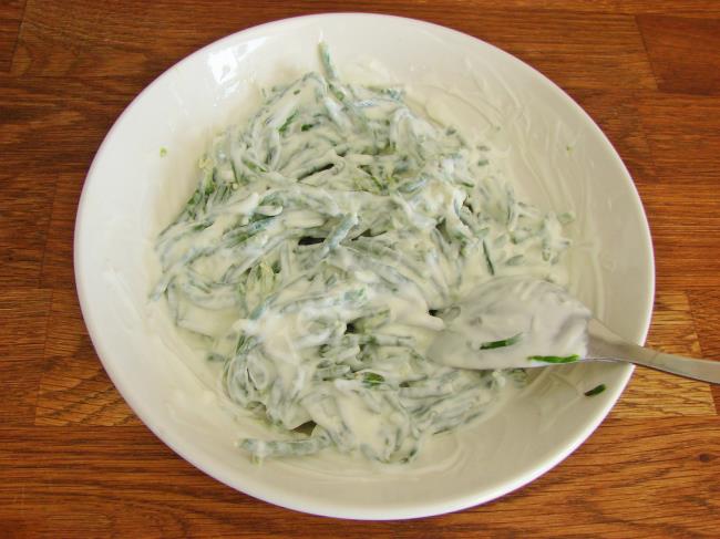 Yoğurtlu Deniz Börülcesi - Yapılışı (10/12) 