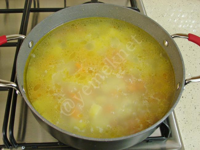 Ekşili Sulu Köfte - Yapılışı (8/16) 