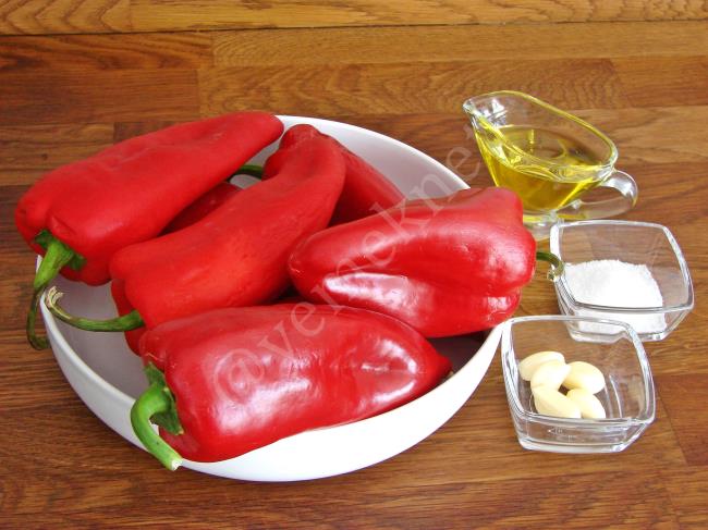 Kahvaltılık Kırmızı Biber Konservesi - Yapılışı (1/16) 