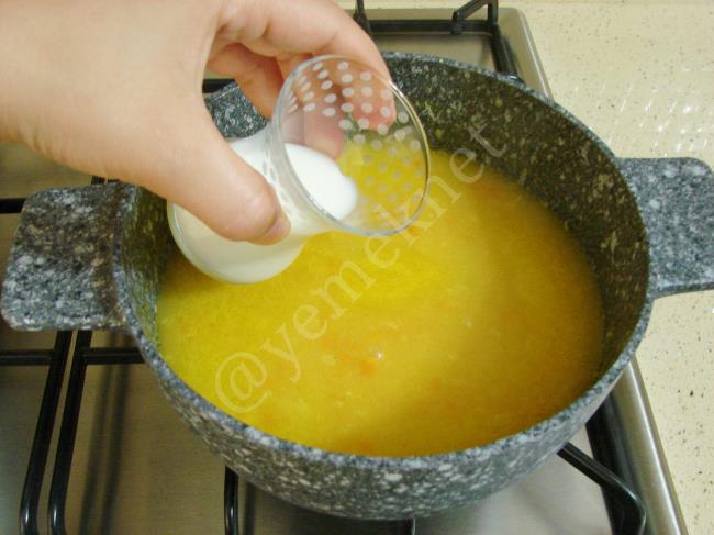 Mısır Unlu Tavuk Çorbası - Yapılışı (11/16) 