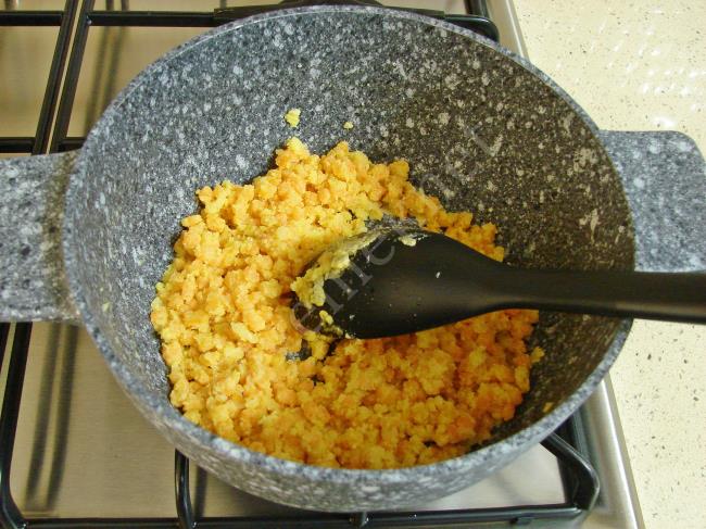 Mısır Unlu Tavuk Çorbası - Yapılışı (8/16) 