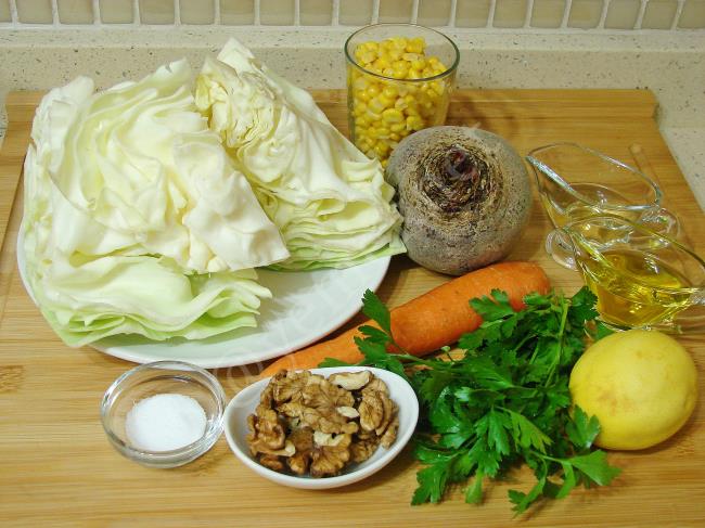Pancarlı Beyaz Lahana Salatası - Yapılışı (1/8) 