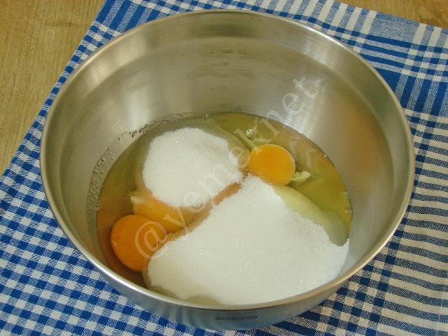 Bal Kabaklı Kek - Yapılışı (4/16) 