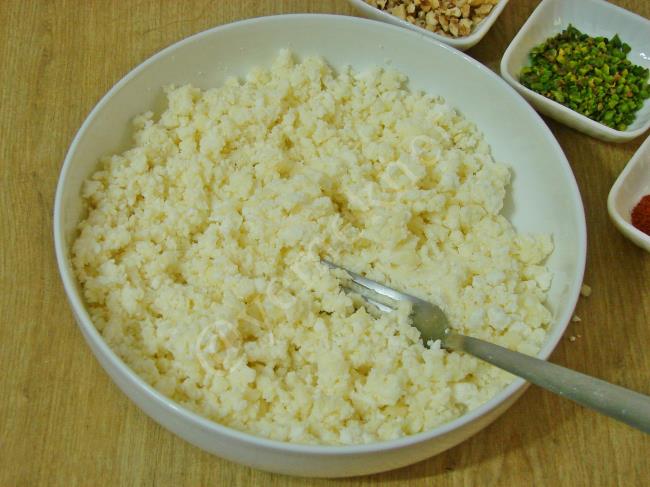 Girit Ezmesi - Yapılışı (3/8) 