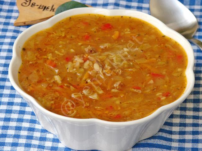 Kıymalı Lahana Çorbası - Yapılışı (15/16) 
