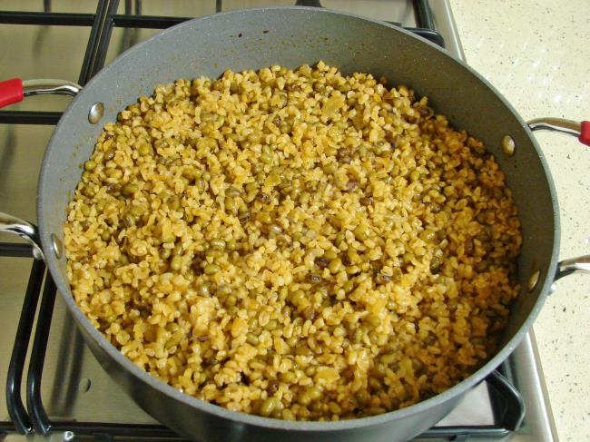 Maş Fasulyeli Bulgur Pilavı - Yapılışı (10/12) 