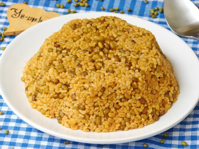 Maş Fasulyeli Bulgur Pilavı - Yapılışı (11/12) 