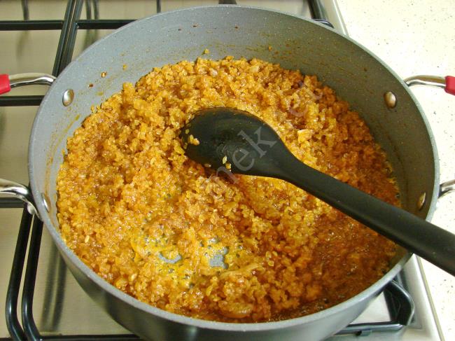 Maş Fasulyeli Bulgur Pilavı - Yapılışı (7/12) 