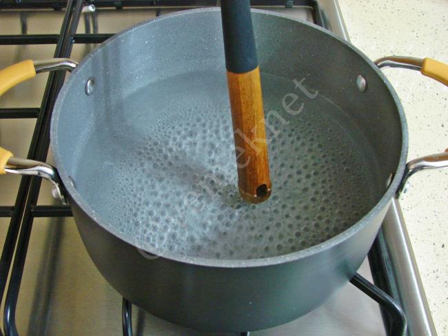 Sucuklu Çılbır - Yapılışı (4/12) 