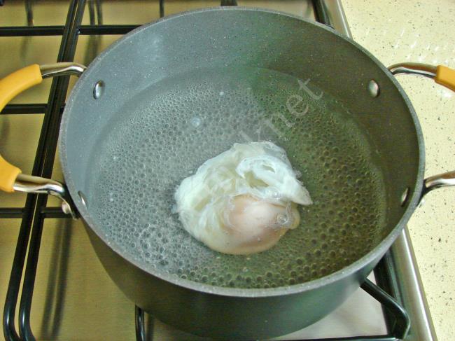 Sucuklu Çılbır - Yapılışı (6/12) 