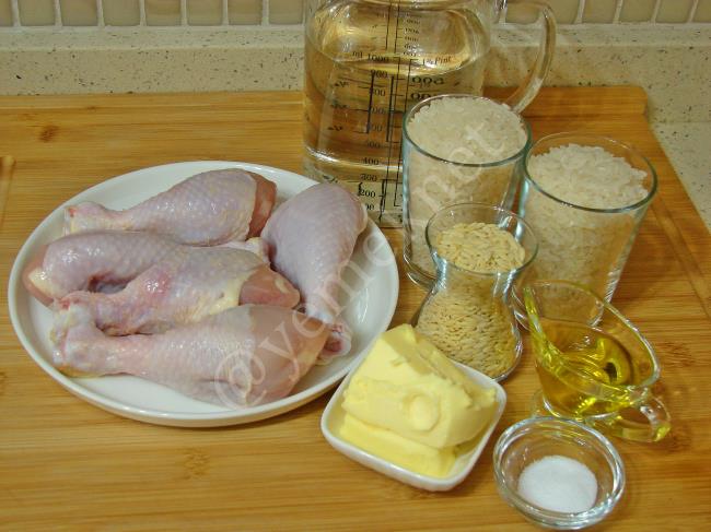 Tavuk Suyu İle Pilav - Yapılışı (1/16) 