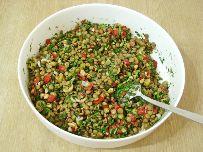 Mercimek Salatası - Yapılışı (8/12) 