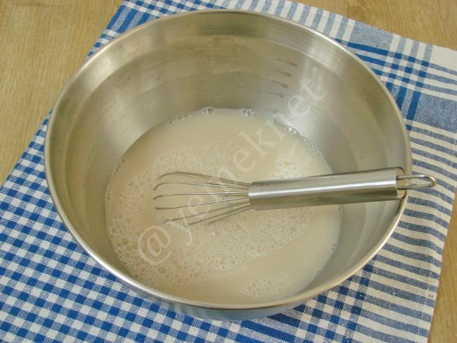 Sütsüz Poğaça - Yapılışı (3/12) 