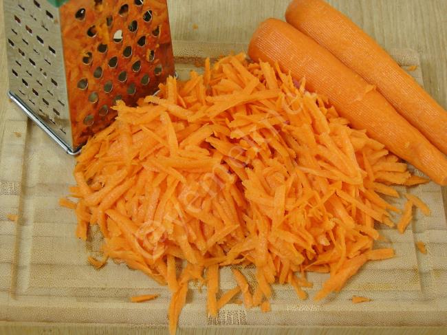 Havuç Salatası - Yapılışı (2/8) 