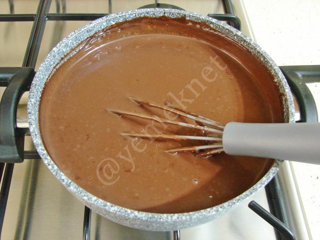 Kakaolu Muhallebi - Yapılışı (4/8) 