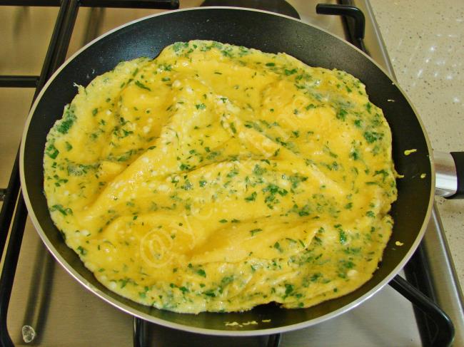 Maydanozlu Omlet - Yapılışı (6/8) 