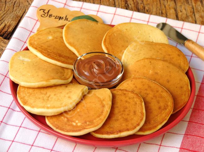 Yumurtasız Pankek - Yapılışı (9/12) 