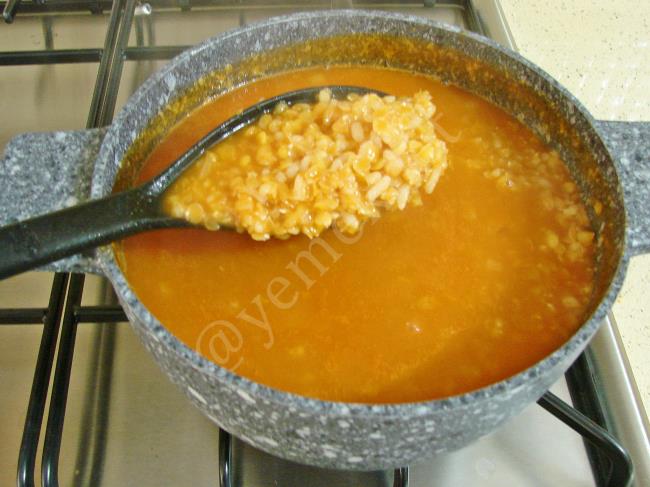 Esnaf Usulü Ezogelin Çorbası - Yapılışı (9/16) 