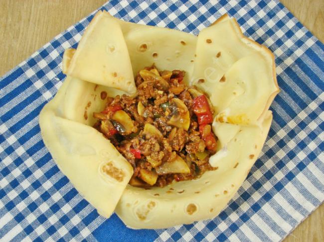 Kıymalı Bohça Kebabı - Yapılışı (17/24) 