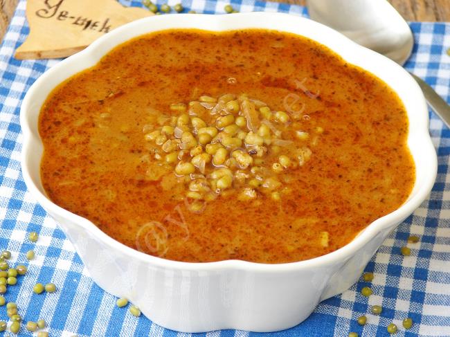 Ana Yemek Doyuruculuğunda Herkesin Çok Seveceği Çok Özel Bir Çorba : Maş Çorbası