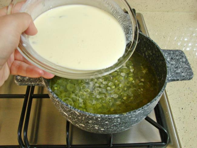 Taze Bakla Çorbası - Yapılışı (8/12) 