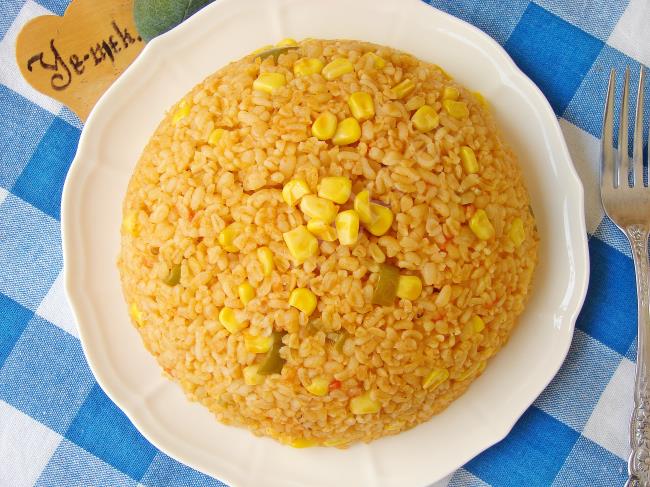 Mısırlı Bulgur Pilavı - Yapılışı (11/12) 