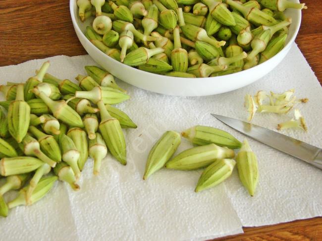 Nohutlu Bamya Yemeği - Yapılışı (3/12) 