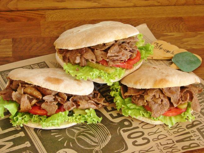 Ekmek Arası Et Döner