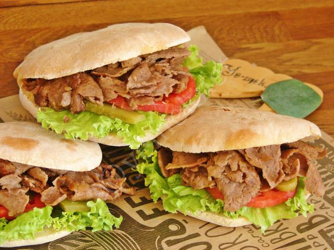 Ekmek Arası Et Döner - Yapılışı (8/8) 