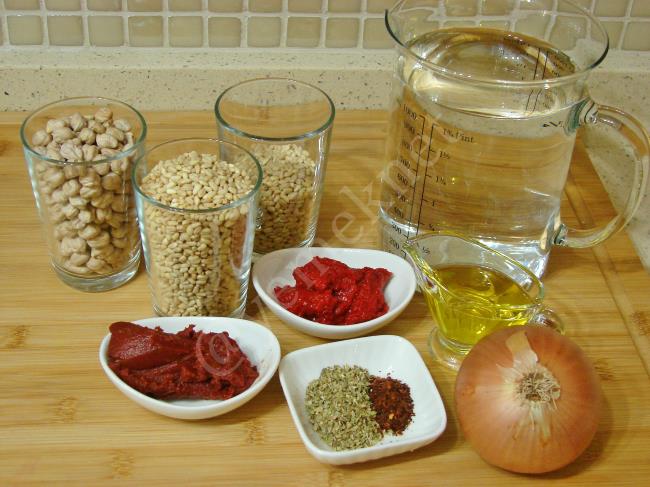 Nohutlu Buğday Çorbası - Yapılışı (1/16) 