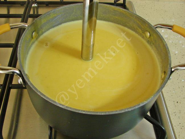 Sade Mercimek Çorbası - Yapılışı (9/12) 