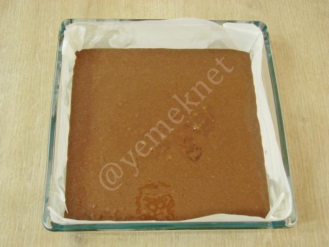 Çikolatalı Brownie - Yapılışı (9/12) 