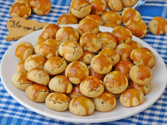 Çörek Otlu Mini Kurabiye