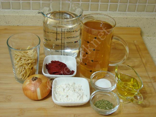 Salçalı Erişte Çorbası - Yapılışı (1/12) 