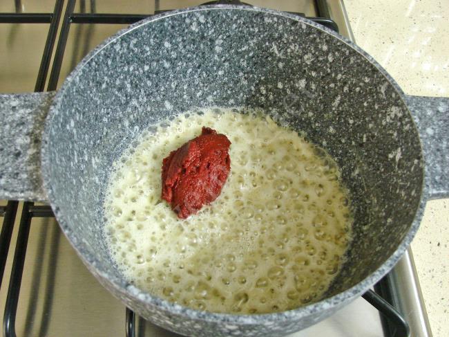 Salçalı Erişte Çorbası - Yapılışı (4/12) 