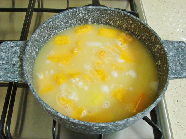 Zencefilli Bal Kabağı Çorbası - Yapılışı (6/12) 