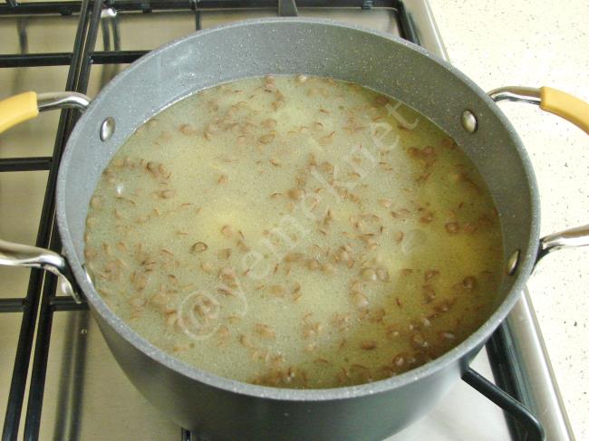 Süzme Yeşil Mercimek Çorbası - Yapılışı (6/12) 
