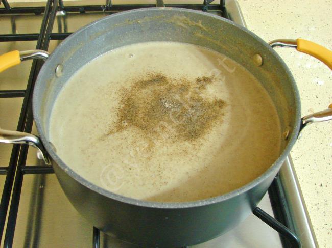 Süzme Yeşil Mercimek Çorbası - Yapılışı (8/12) 