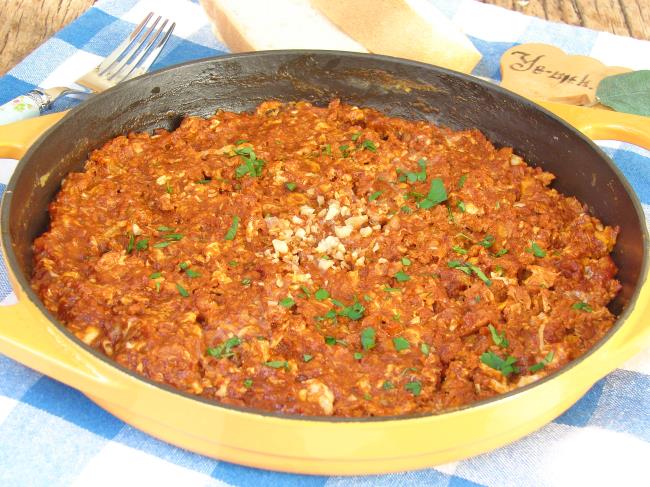 Cevizli Salçalı Yumurta - Yapılışı (7/8) 